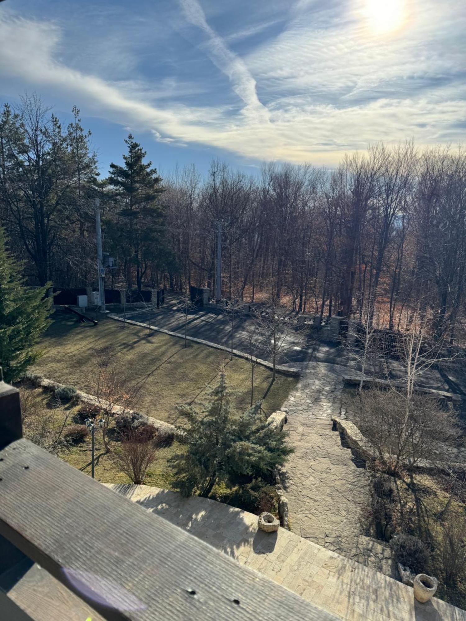 Cetatuia Hotell Măgura Exteriör bild