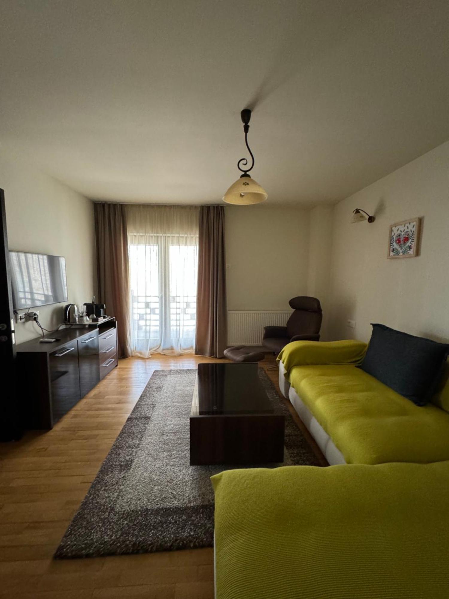 Cetatuia Hotell Măgura Exteriör bild