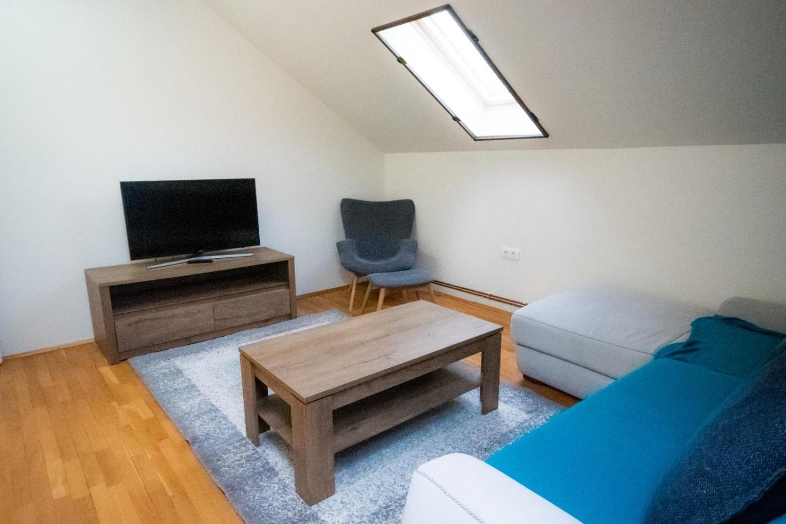 Cetatuia Hotell Măgura Exteriör bild